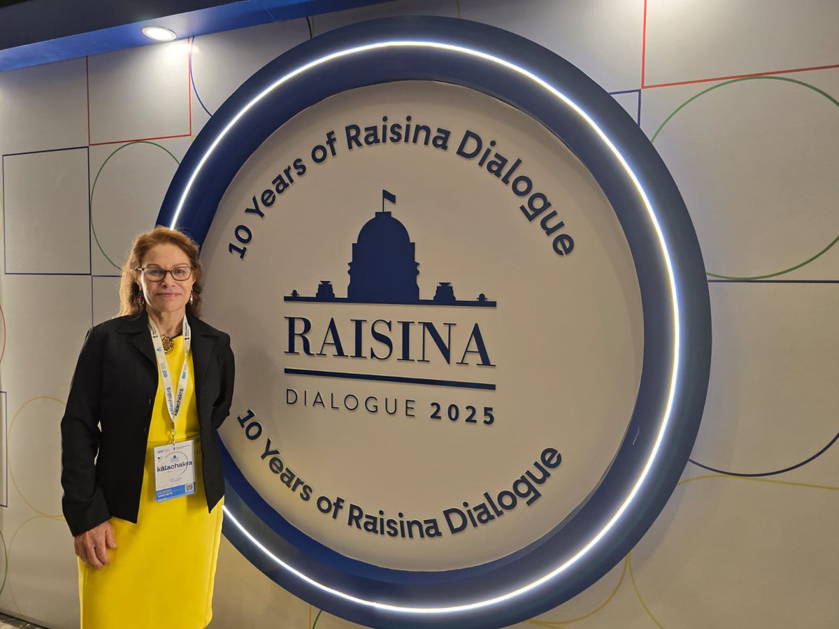 Carice Witte קאריס וויטי tweet media