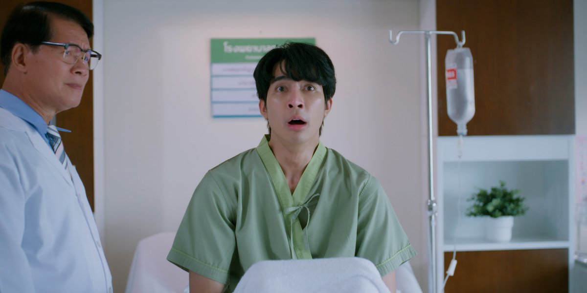 GMMTV's tweet photo. จบไปแล้วนะ #OssansLoveTHep11 ไปดูกันต่อแบบ Uncut ได้แล้วที่ VIU นะ แล้วเจอกันใหม่วันจันทร์หน้าตอนจบ🤎

มาร่วมชมตอนจบของซีรีส์ไปพร้อมกับทีมนักแสดงและผู้กำกับ สนุกไปกับโชว์สุดพิเศษจากนักแสดง!

📍MON, 24 MARCH 2025
6th Fl. Siam Paragon - Siam Pavalai, Paragon Cineplex

TICKETS ON SALE NOW AT THAITICKETMAJOR

🔗 MORE INFO : https://t.co/AsETR1hVou

Ossan’s Love Thailand รักนี้ให้ “นาย”
ทุกวันจันทร์ เวลา 20:30 น. ทางช่อง GMM25
และรับชมย้อนหลังทาง VIU เวลา 22:30 น.
#OssansLoveTH
#GMMTV  
@Earth_Pirapat @wixxiws @thor_thinnaphan