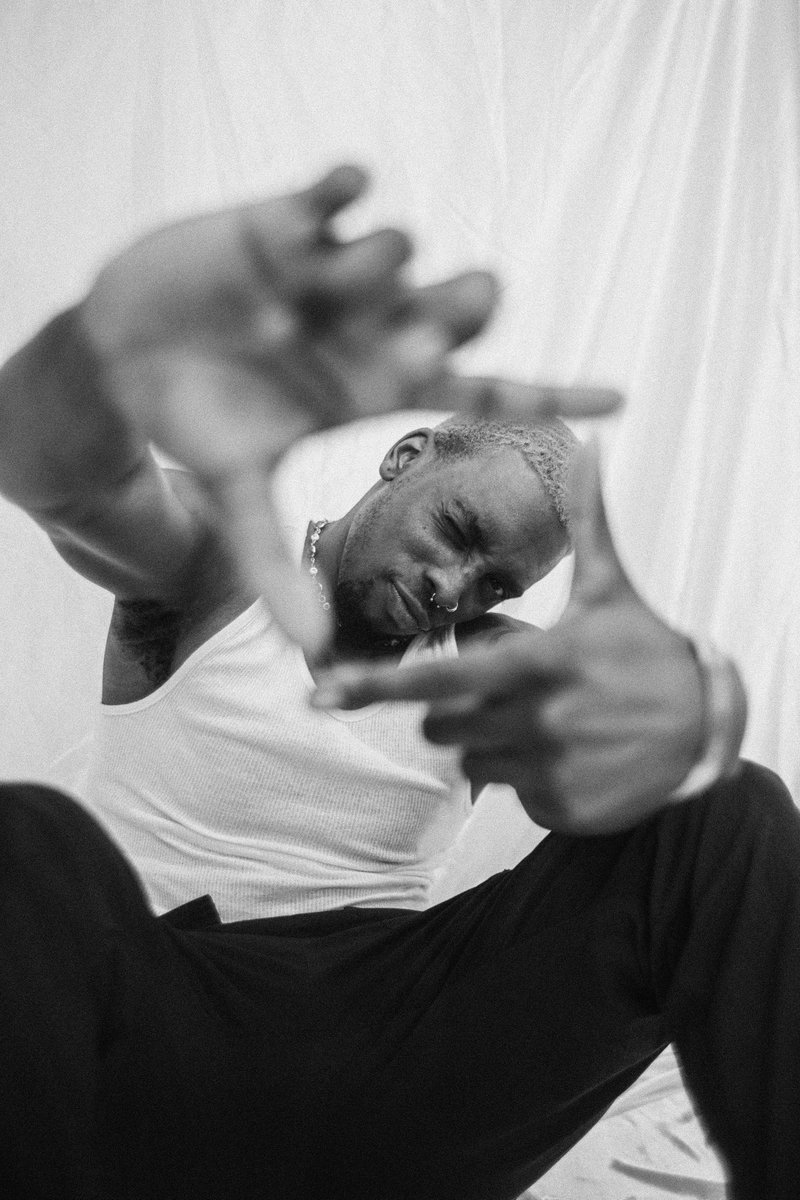 🚨 SHOW ANNOUNCEMENT! 🚨

The Vibe Room + HASANI present Rhythm &amp; Bloom—a night of soulful performances, creative energy &amp; community vibes 🌸🎶

📅 April 12 | ⏰ 7-10:30 PM | 📍 The Pocket DC

🎤 @tweethasani • <a href="/tasiajae_/">Miss Jae</a> • <a href="/NoBaitRay/">Rayonté</a> 

🎟️ Tix LIVE! → eventbrite.com/e/the-vibe-roo…