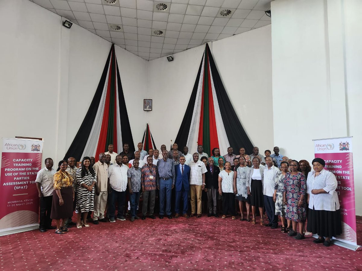 AUC_PAPS's tweet photo. Opening remarks by Mr. Issaka Garba Abdou, Head of Division, Governance &amp; #HumanRights – @AUC_PAPS, at the Capacity Training Program on the Use of the State Parties Assessment Tool (#SPAT), 17 March 2025, Mombassa 🇰🇪
https://t.co/eYMbOiAscn https://t.co/4A7vXCpNIC