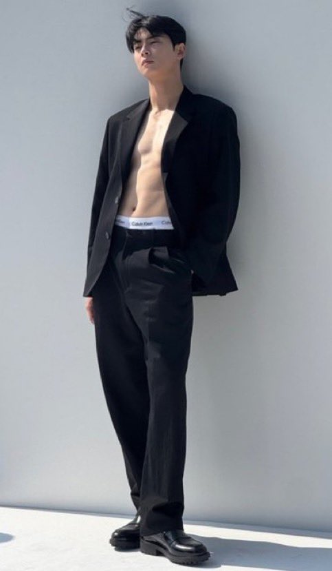 Cha Eunwoo tweet media