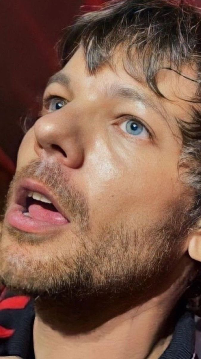 #nsfw

"Biting his lip, he hesitates only a moment before he’s smushing the panties into a wad and then bringing it up to Louis’ mouth. “Open,” he commands.
Automatically, Louis parts his lips, eyes wide as Harry stuffs the fabric into his mouth."

archiveofourown.org/works/30143625