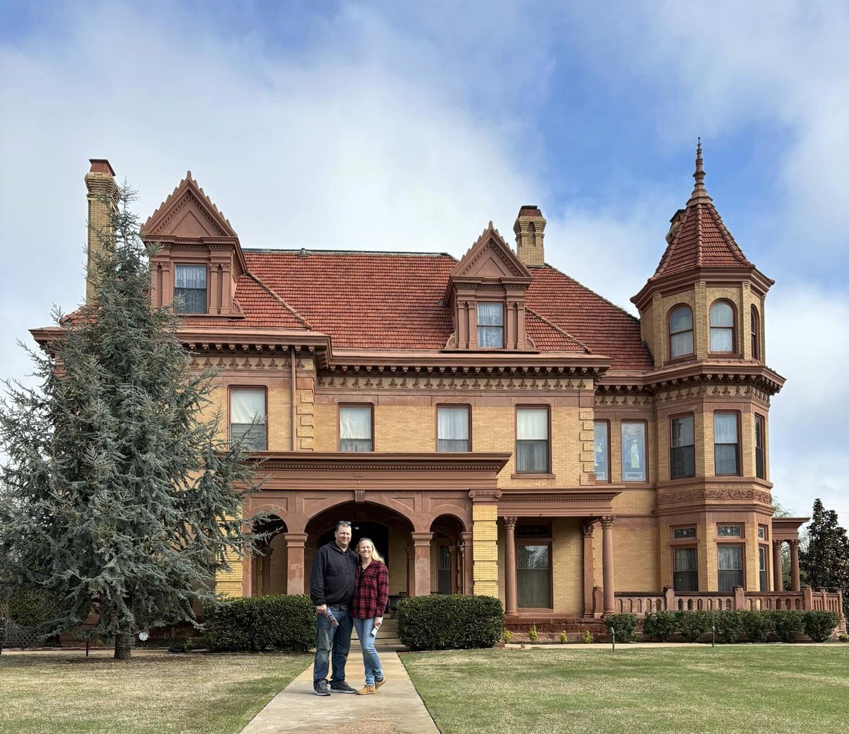 okhistory's tweet photo. It’s Oklahoma Museums Week! Might we recommend a visit to one of our incredible OHS museums or historic sites? Now is the perfect time to get out &amp; #ExploreOHS — as our annual Travel Contest continues during the month of March. Learn more: https://t.co/cMYfLfKQjJ https://t.co/Rj5E2hLy5s