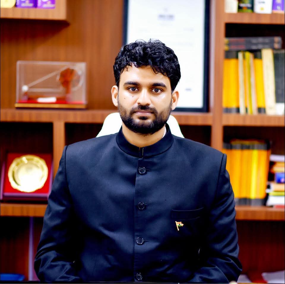 _BkGurjar_'s tweet photo. सरल,सहज नीमच कलेक्टर जिलाधीश महोदय आदरणीय हिमांशु जी चंद्रा को जन्मदिन की ढेरों बधाई शुभकामनाएं .
@collectornemuch https://t.co/80SoKCPF90