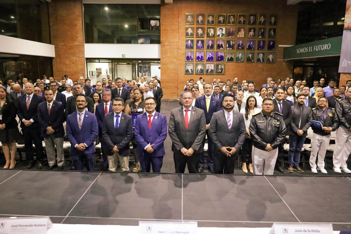 ZOLICGUATEMALA's tweet image. En un acto especial organizado por la Comisión Portuaria Nacional de Guatemala (CPN), ZOLIC fue reconocida por haber aprobado la auditoría de Declaración de Cumplimiento de Protección de Instalaciones Portuarias (PBIP).

#ZOLIC #SeguridadPortuaria #CódigoPBIP
Fotos: CPN