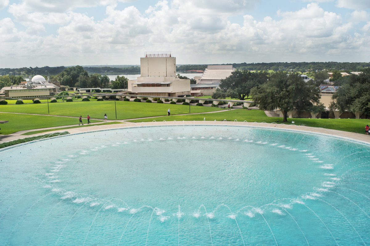 FSC has been featured in Travel + Leisure's article, "25 Most Beautiful College Campuses in the U.S."

Listed at #4, our campus is recognized for its collection of Frank Lloyd Wright architecture, the largest single-site collection in the world.

🔗: bit.ly/40KCauE