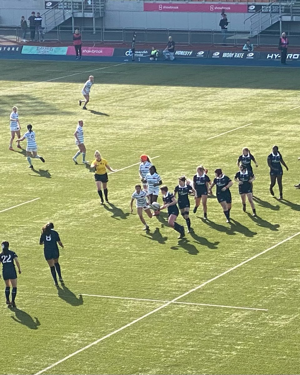 OM Sophie Goodman played rugby for Oxford University in their varsity fixture against Cambridge! Oxford won the game 27-7 at the StoneX Stadium, the home of Saracens rugby. A fantastic achievement Sophie, keep inspiring the next generation. <a href="/MonktonSport/">Sport | Monkton</a>