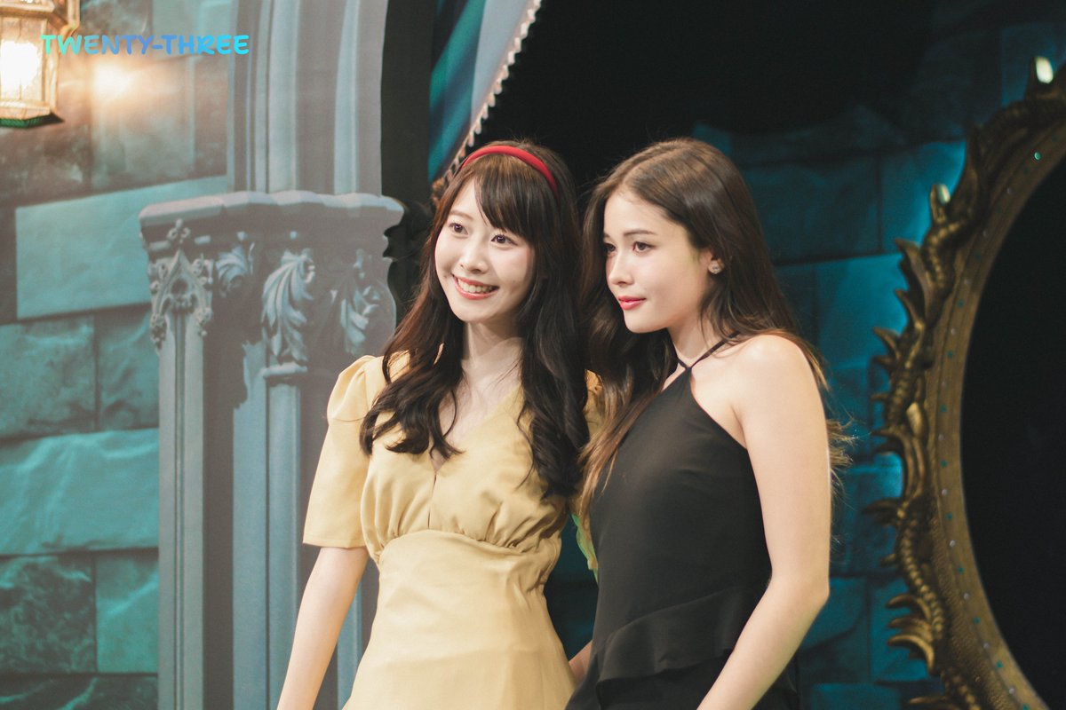 lildream239's tweet photo. เธอชอบมั้ยไม่รู้ แต่ฉันชอบเธออยู่
Oh my daisy, Crazy just for you😊
#SnowWhiteTH #สโนว์ไวท์ #ParagonCineplex #NikyEngland #NiKYWarinrat #NikyQRRA https://t.co/lKseimkhQL