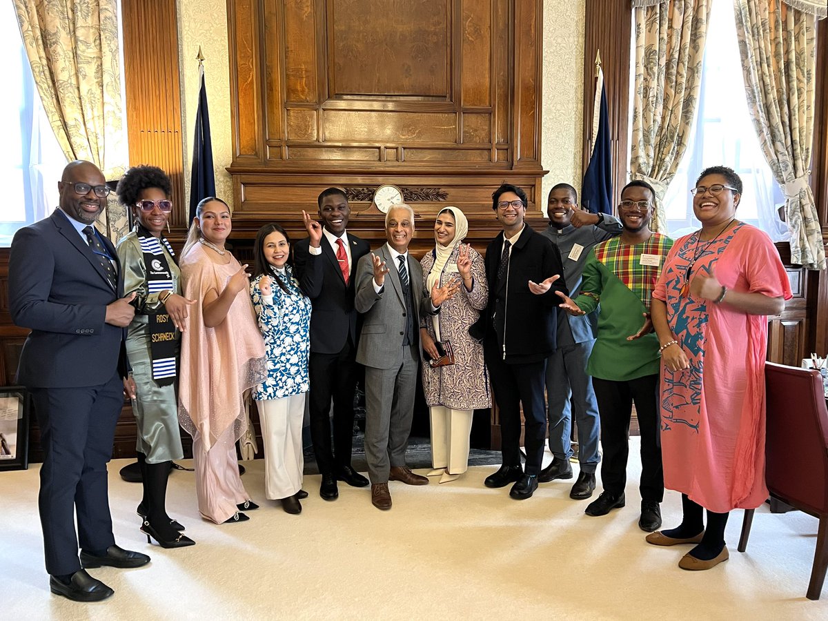 Commonwealth Youth tweet media