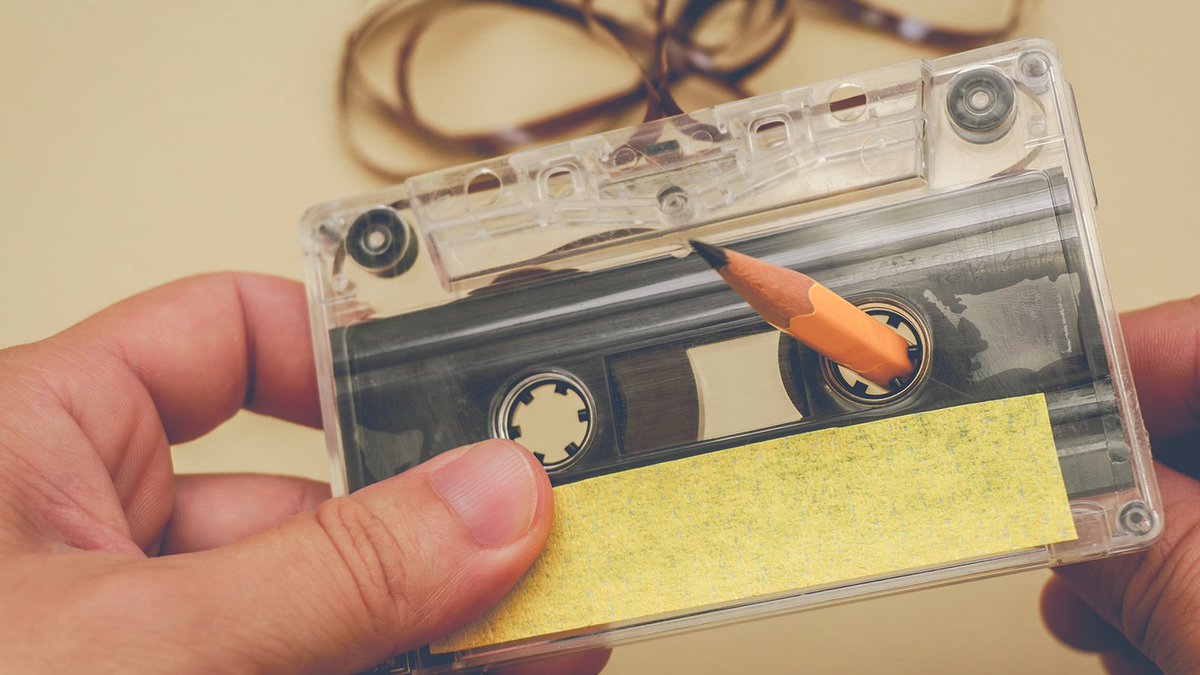 gsc1's tweet image. #ThrowbackTechnology 📼

Cassette tapes were popular for their portability and affordability.
But selecting a song wasn’t easy...if you wanted to skip tracks, you had to rewind or fast-forward manually!

Today, music streaming have made cassette tapes a thing of the past...