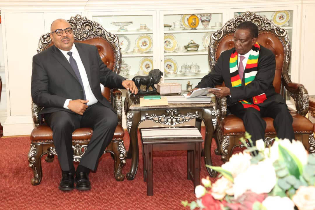 Presidential Communications Zimbabwe 🇿🇼 (@deptcommszw) on Twitter photo H.E. President <a href="/edmnangagwa/">President of Zimbabwe</a> hosts a delegation from the United Republic of Tanzania, led by H.E. Ambassador Thabit Mahmoud Kombo (MP), who is also the Tanzanian Minister of Foreign Affairs and East Africa Co-operation. In an interview with the media after a closed door meeting H.E. President <a href="/edmnangagwa/">President of Zimbabwe</a> hosts a delegation from the United Republic of Tanzania, led by H.E. Ambassador Thabit Mahmoud Kombo (MP), who is also the Tanzanian Minister of Foreign Affairs and East Africa Co-operation. In an interview with the media after a closed door meeting