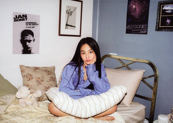 anandaquln's tweet image. ㅤ ㅤ    
📍𝐀𝐦𝐚𝐧𝐣𝐢𝐰𝐨, 𝐌𝐚𝐠𝐞𝐥𝐚𝐧𝐠, 𝐘𝐨𝐠𝐲𝐚𝐤𝐚𝐫𝐭𝐚. 

Terpantau masih asik mengobrol, adek-adeknya sudah tidur. Apalagi papanya yang energinya terkuras, langsung terlelap. 🤣

   ㅤ ㅤ