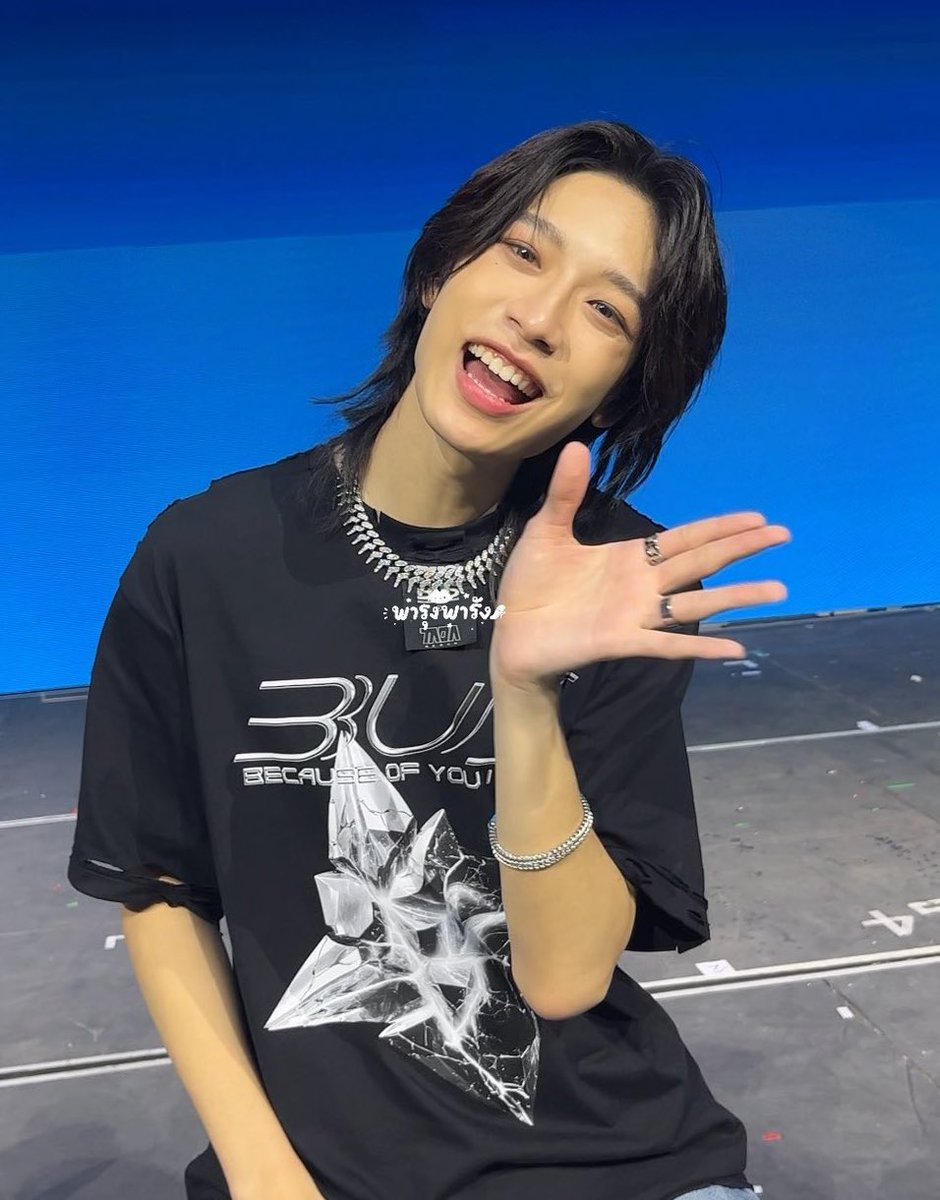 paloyployroong's tweet photo. ไทย : 🖤💀🤘🏻🦾😏            เน้ก : ✨😄🫶🏻😻💖 https://t.co/ExLTjZ1hNV