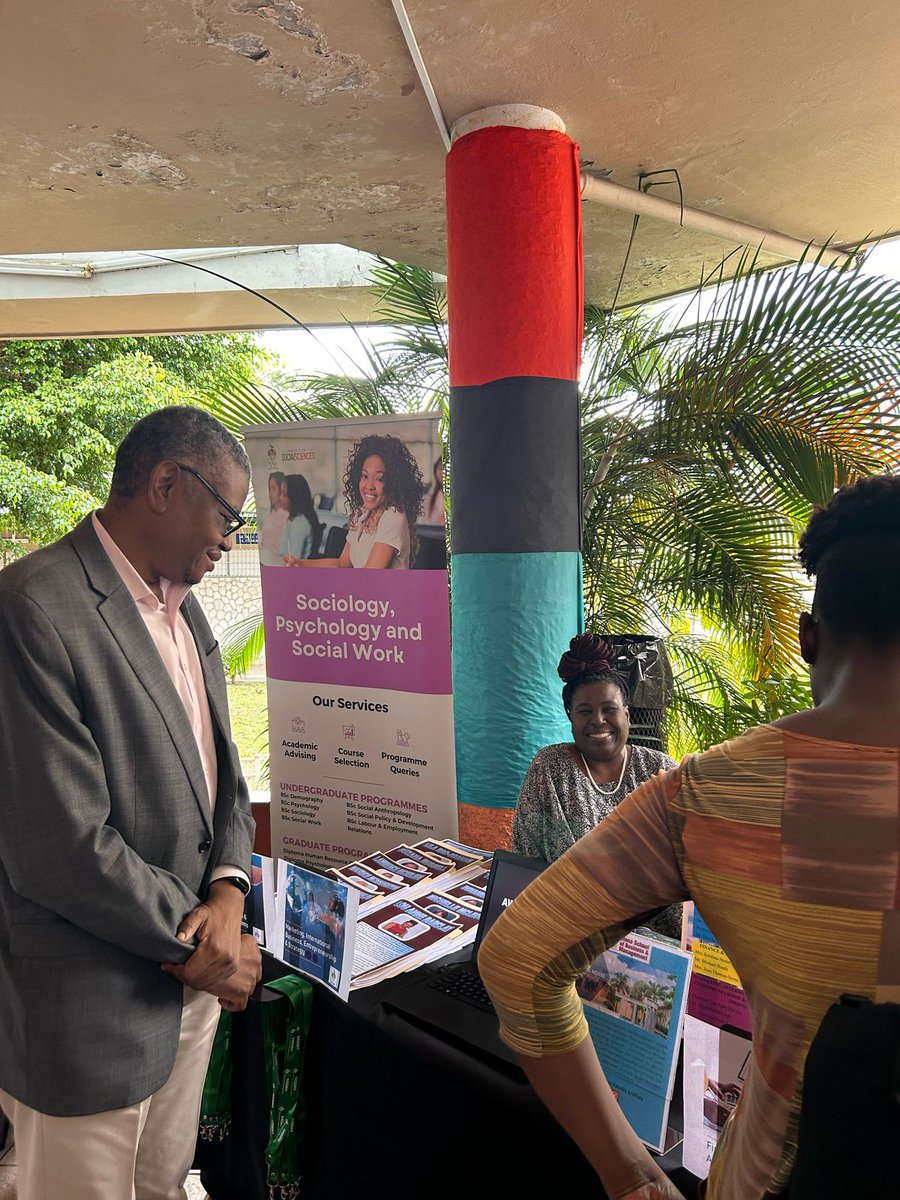 FSSUWIMONA Research Day 2025. Faculty, staff and students are here engaging and interacting with our research, book displays and graduate lightening talks. 

#fssuwimona #fssuwimonaresearchday2025