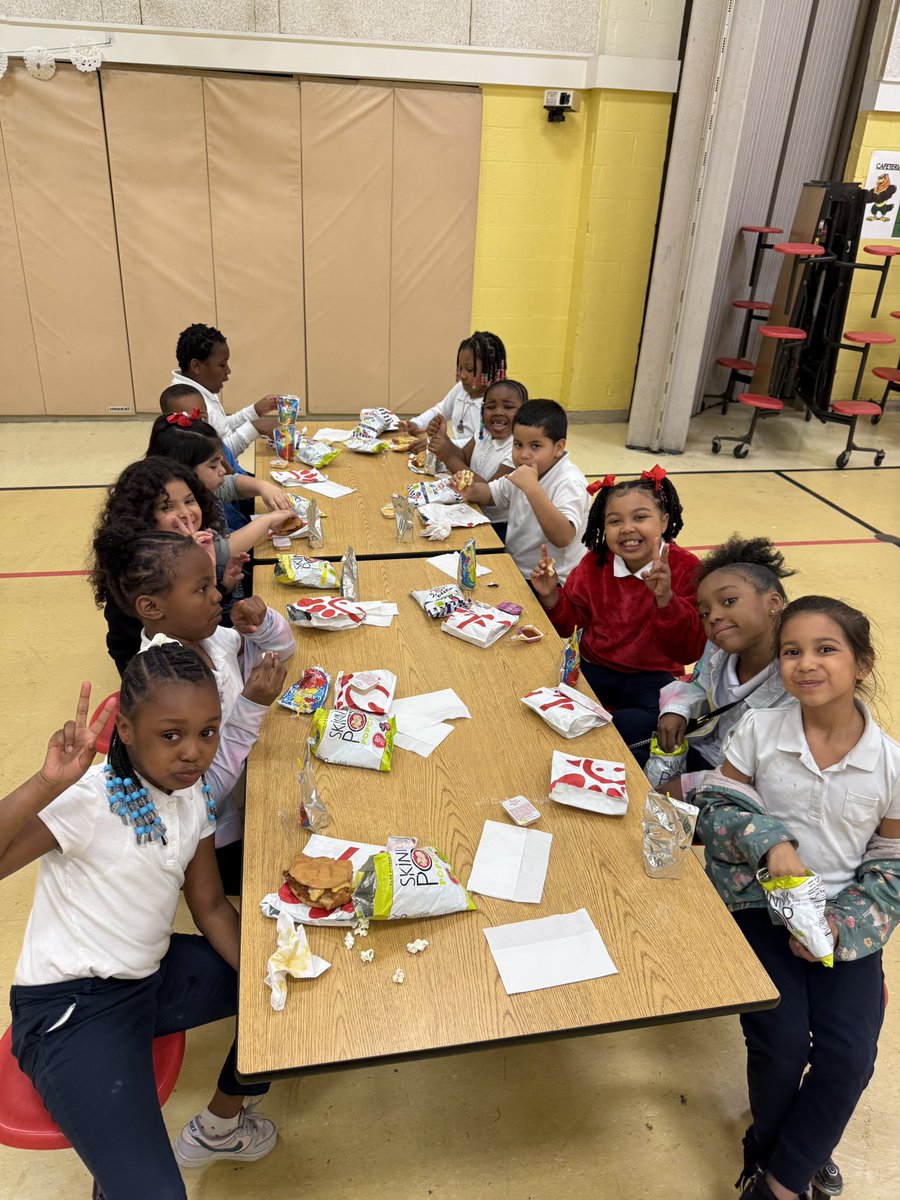 Hillcrest Heights ES tweet media