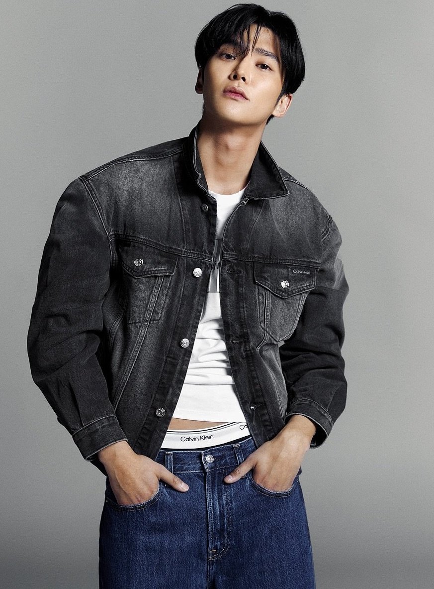 he_rowoon's tweet photo. Como pode esse homem existir?? 🫦 https://t.co/PeV8OO0OpN