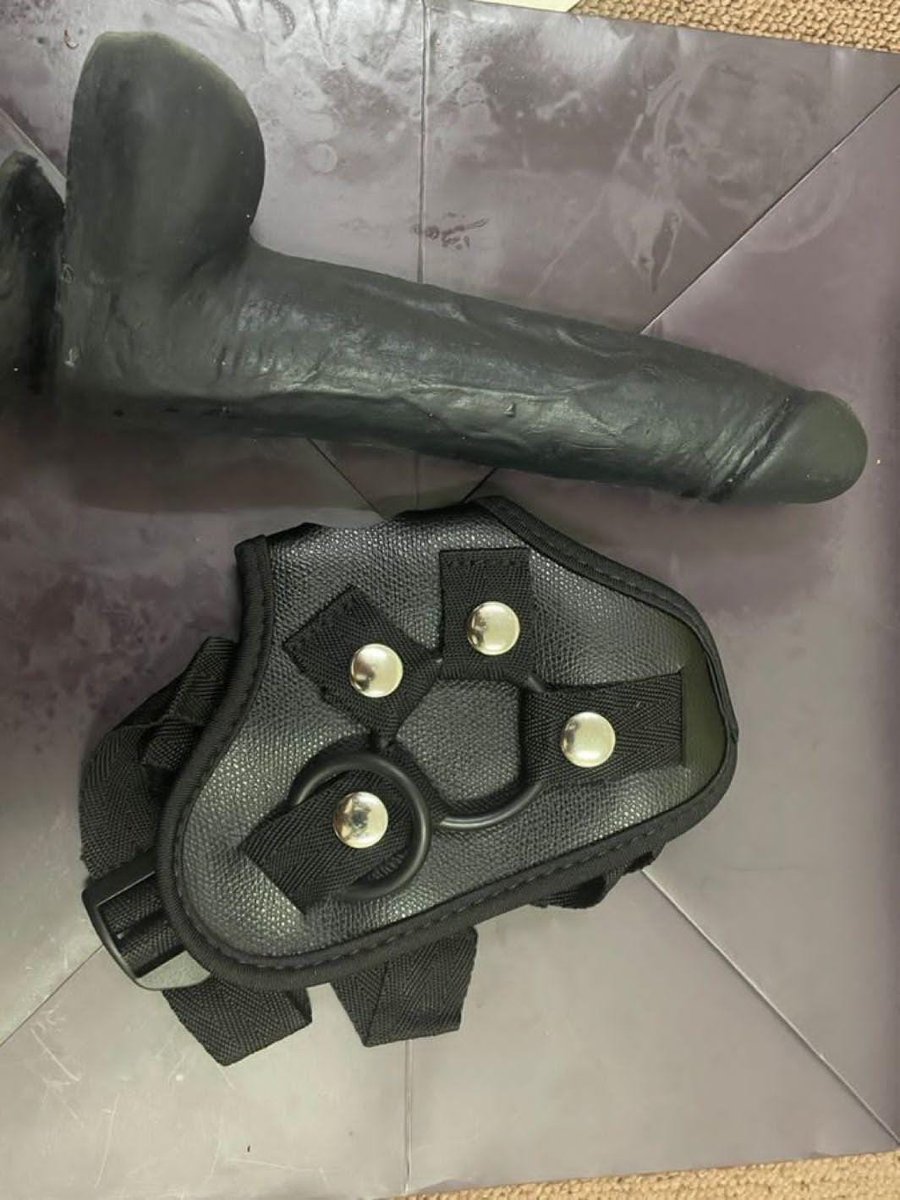 الجديد وصل قضيب سلكون خدمة توصيل  #قطر #معصيتي_رحتييًِِ #السعودية #ديوث #قحبة