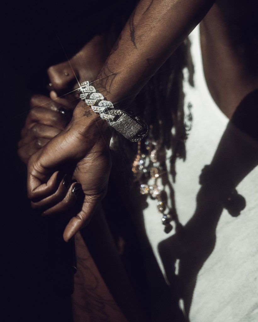 henryh31's tweet photo. I AM MUSIC

photographed for @playboicarti at rolling loud los angeles ‘25 https://t.co/u4VzcJ5GD1