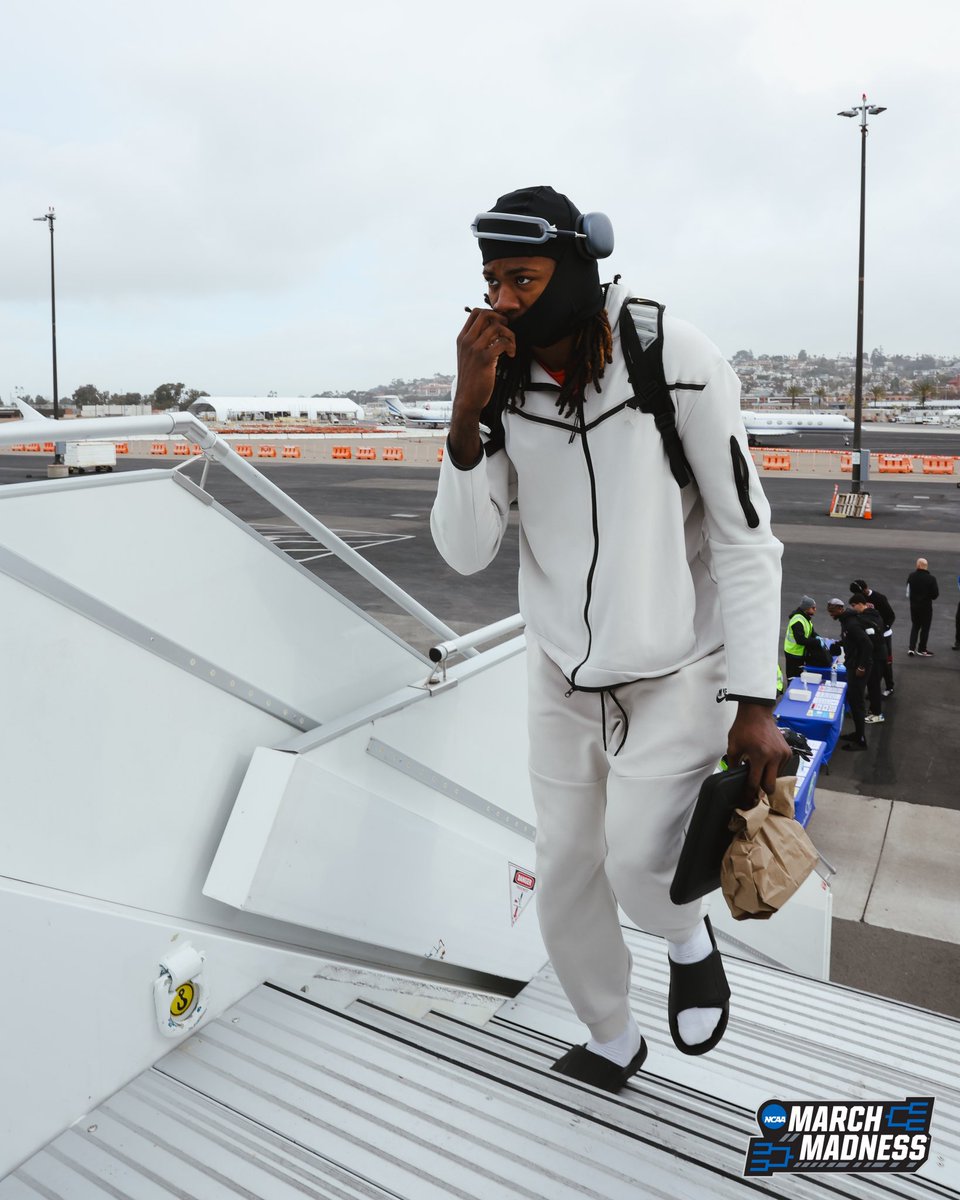 Wheels up to Dayton 🛫