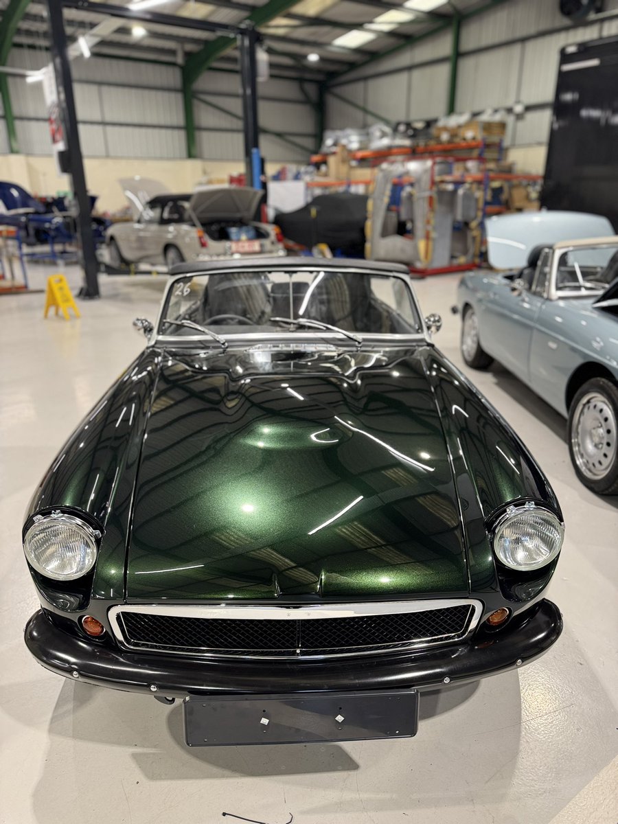 🍀 Happy St. Patrick’s Day ☘️ 

Our Lucky 🍀 Verde Green Roadster nearly ready. 

#gogreen #stpatricksday #verdegreen #mondaymotivation #happystpatricksday☘️ #rbwroadster