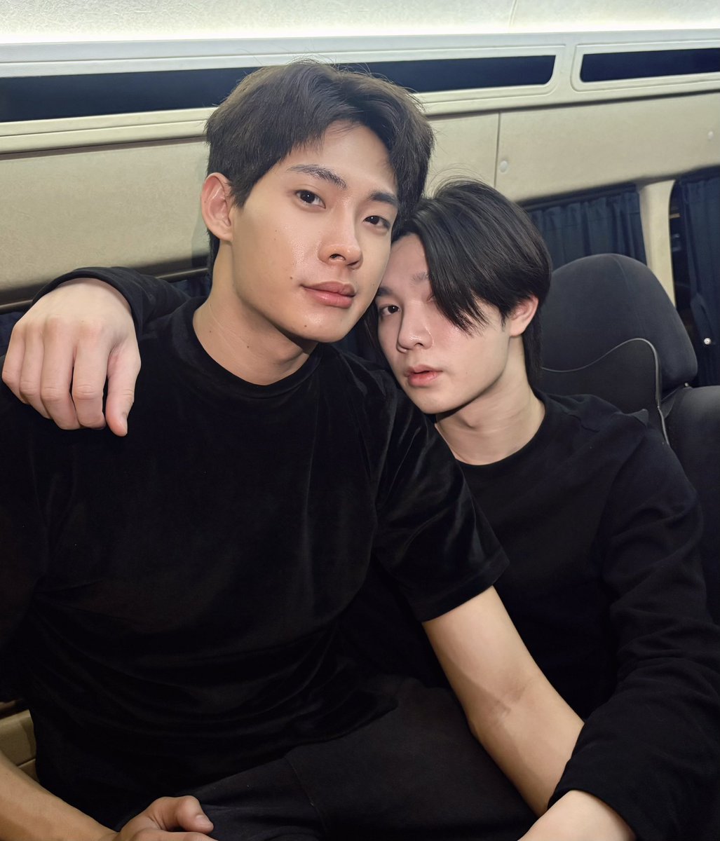TutorKrp's tweet photo. เลิกกุ๊กแล้วไก่ก่อน ฝันดีนะเตง 👻🫶🏻
@mynameis_yim 
#TutorYim https://t.co/kCpASM7ZMA
