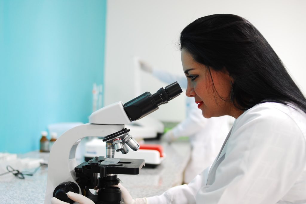 SeedWorldCAN's tweet photo. 🌱 Seed science is a vast field covering morphology, genetics, taxonomy &amp; more! The International Seed Morphology Association (ISMA) offers resources like the Seed Identification Guide to support seed testing &amp; research. Read Krista Erickson's new column. https://t.co/5NVYvgAGvZ https://t.co/f958LFcDx6