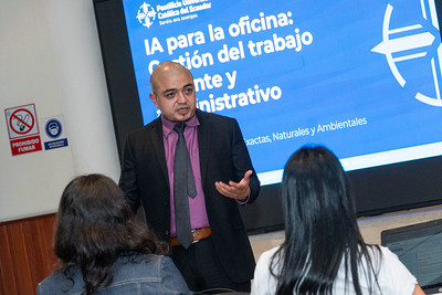 ¡Innovación al máximo!  La <a href="/PUCE_StoDgo/">PUCE Santo Domingo</a>  fue sede del V Networking Innova PUCESD (13-14 marzo 2025). Expertos de #Quito, #Manabí, #Ibarra y #Ambato exploraron el futuro de la educación con IA. Charlas, talleres y proyectos innovadores. #InnovaciónEducativa #EducaciónSuperior