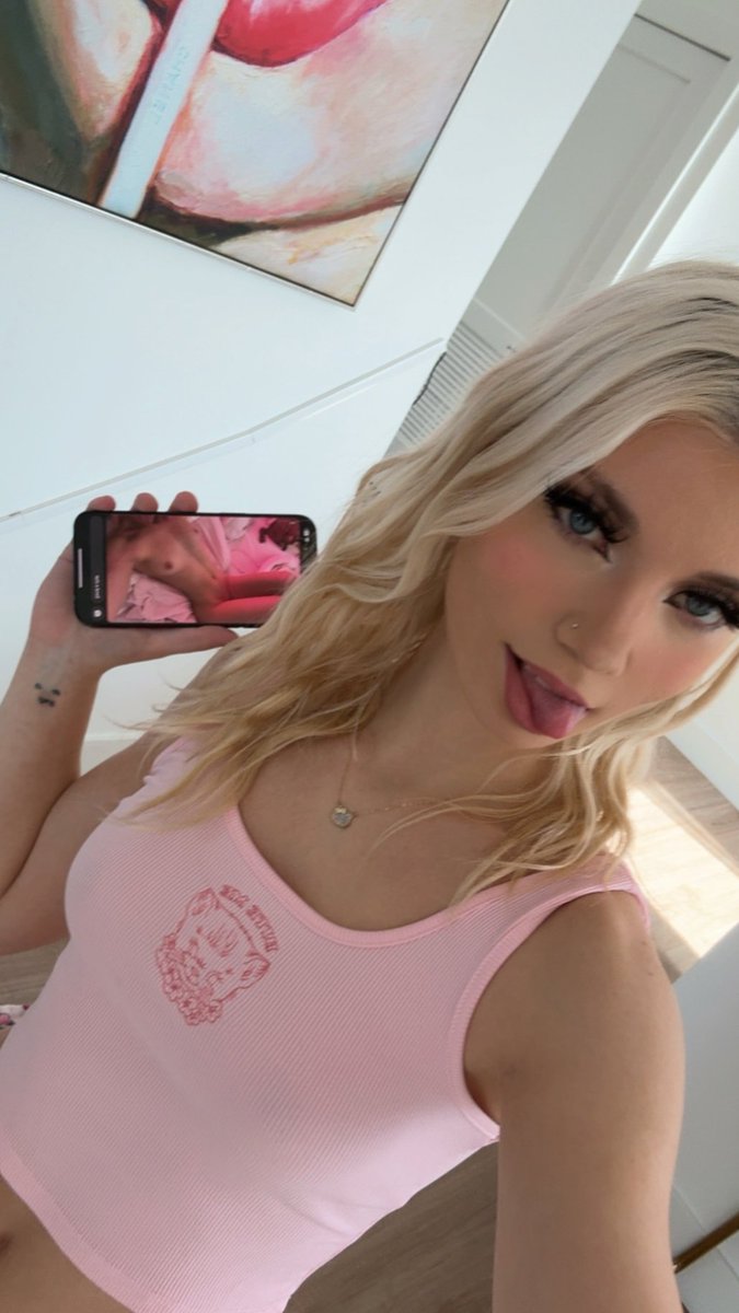 Deleting in 36 hours, but whoever likes and says hi I’m sending my doggy vid in dm 💕