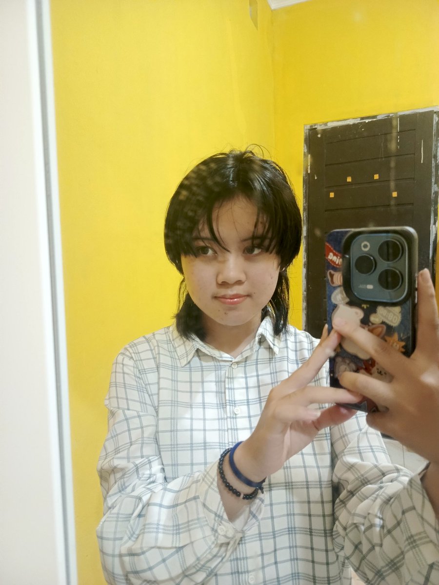 ranfiles24's tweet image. New hair cut~