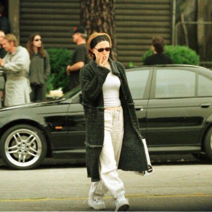 gillian anderson smoking cigarettes gillian anderson smoking is my favourite genre of pics
