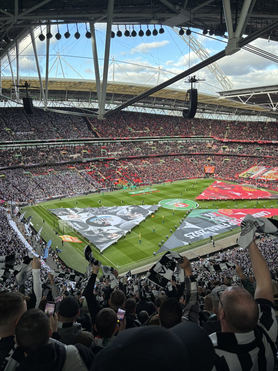 LukesNUFC's tweet photo. Cup winners https://t.co/2NlS4LNIrC
