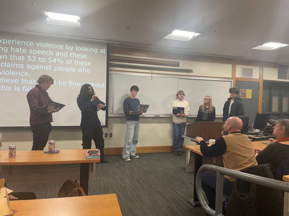 Center for Democracy in Deaf America tweet media