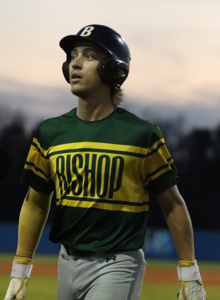 Baseball_bscc's tweet photo. Today is a good day to GO GREEN!!! 🍀 🤔 https://t.co/OQG45kNUNx