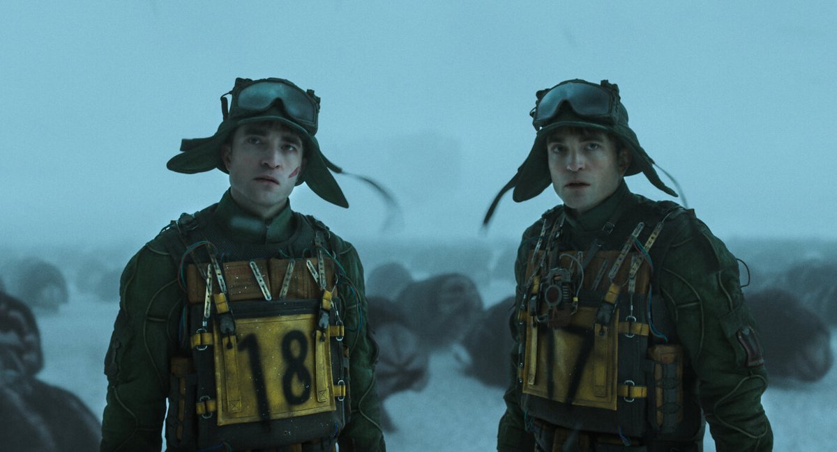 Screendaily's tweet photo. Pattinson power🥊

Bong Joon Ho's #Mickey17 starring Robert Pattinson topped the box office for a second consecutive weekend.

Sci-fi adventure @Mickey17Movie is up to £4.5m: https://t.co/ct18JgV7Qu https://t.co/wQIn2HtCvt