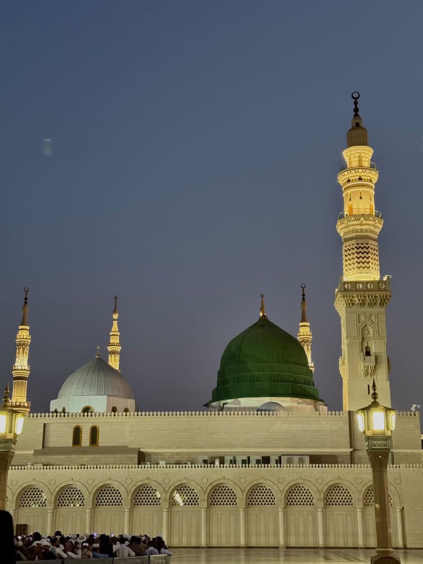 zhfidan's tweet photo. Bu ramazan teravihler mescidlerin en güzellerinde 

17 Ramazan 1446🌙🕋 https://t.co/3sXMDMYxXM
