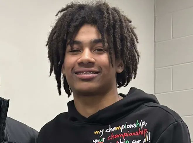 Gophers Nation (@minnesotarivals) on Twitter photo Prescott (WI) standout athlete Kobe Russell (<a href="/Kobe_Russell3/">Kobe Russell</a>) has set a visit to Minnesota, he tells #Gophers Nation.
STORY âĄď¸tinyl.io/CBJS Prescott (WI) standout athlete Kobe Russell (<a href="/Kobe_Russell3/">Kobe Russell</a>) has set a visit to Minnesota, he tells #Gophers Nation.
STORY âĄď¸tinyl.io/CBJS