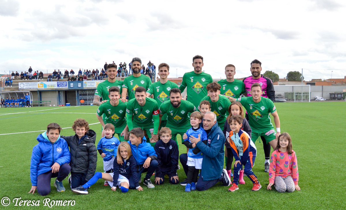 photos.app.goo.gl/431hy3zywbypyU…

<a href="/CDZafra/">C. D. Zafra</a> <a href="/CATorremejia/">Atlético Torremejía Club de Futbol</a>