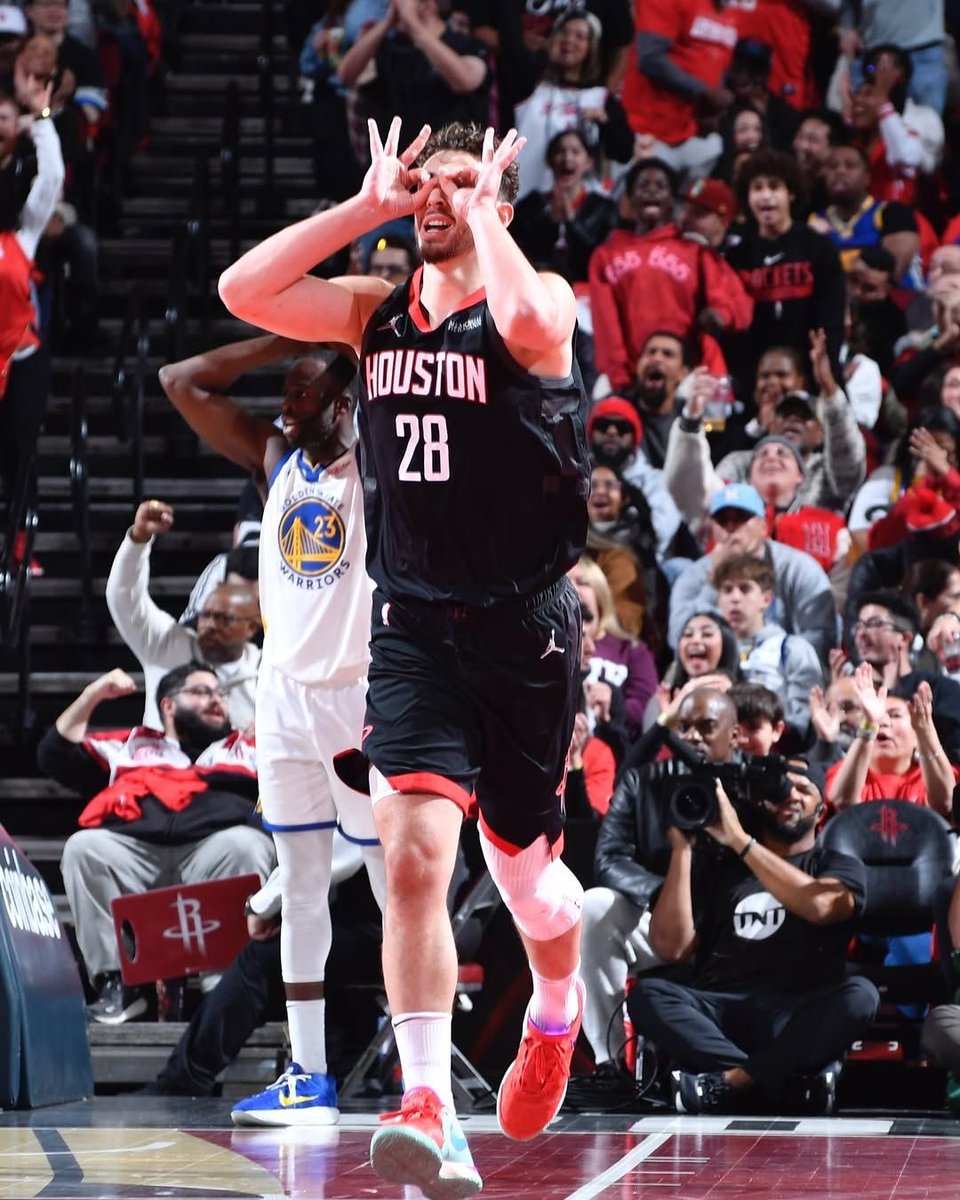 🔥 TOP TIER PROJECTION 🔥  
NBA Prop Lock #1 🏀  

Alperen "Baby Jokic" Sengun  
OVER 19.5 POINTS 🇹🇷  

💥 Why It Hits: Sengun’s been feasting, clearing this line in 9 of his last 11 games with 25+ minutes. The Sixers? They’re BBQ chicken around the rim—league-worst at stopping