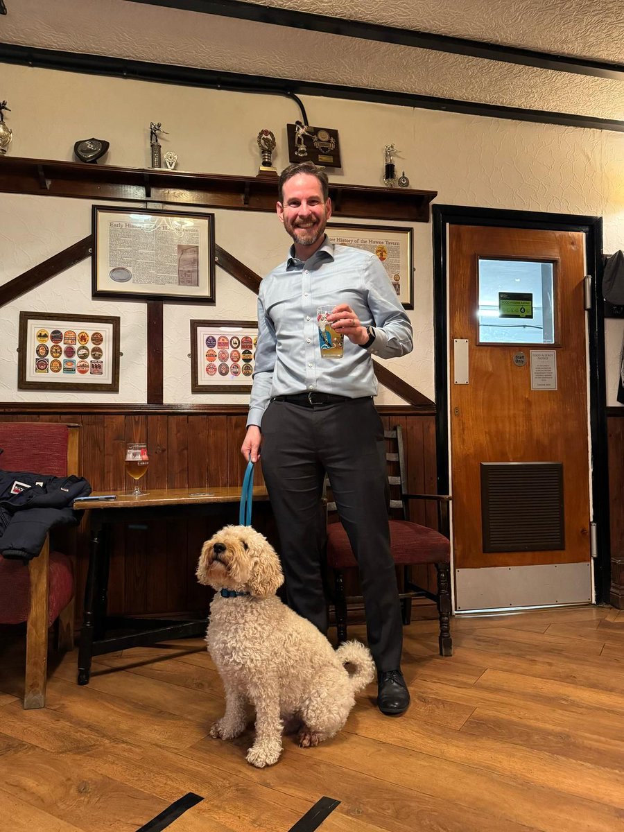 🐶 🍻 
I had a paw-sitively wonderful time at Hawne Tavern whilst out chatting to residents in Belle Vale!

Do you have a favourite local? Let me know in the comments below 👇