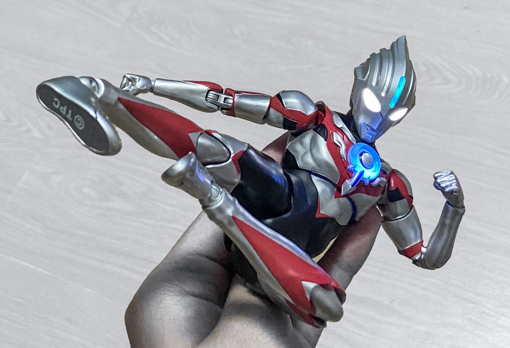 CCS TOYS UMA 光の軌跡 ウルトラマン オーブ 未開封新品 ライト