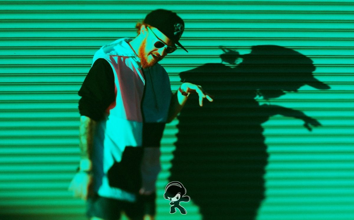 La banda Guteren nos presenta su nuevo sencillo, Dissolving, una explosión de post-hardcore y elementos electrónicos bien integrados.
expansionradial.mx/guteren-dissol…