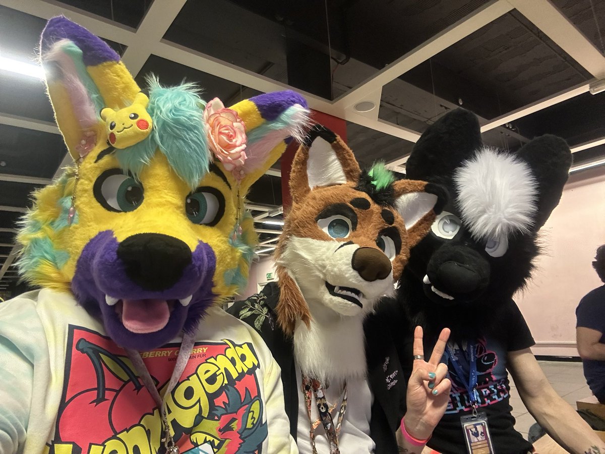 ๐ธ๐Blazen๐๐ธ ๐ CFz#787 (@blazentigerfolf) on Twitter photo Had the perfect weekend at LFM and Barkade spent with the most amazing friends! ๐๐
๐ชก: <a href="/HouseOfCardsFur/">โ ๏ธ House Of Cards Fursuits โ ๏ธ</a> Had the perfect weekend at LFM and Barkade spent with the most amazing friends! ๐๐
๐ชก: <a href="/HouseOfCardsFur/">โ ๏ธ House Of Cards Fursuits โ ๏ธ</a>