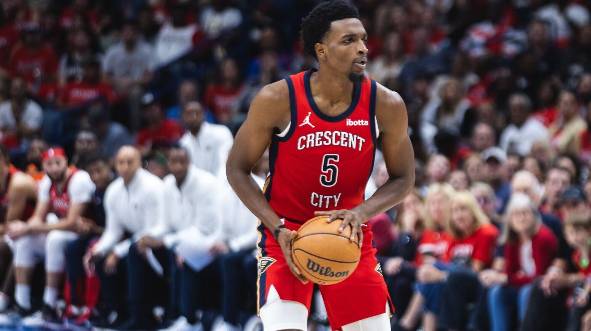 PelicansLead's tweet photo. RT if you have Herb's #5 jersey🔥🔥🔥 https://t.co/gPSIK2YXI6
