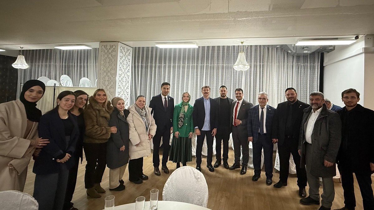 DrHakanBahadir's tweet image. UID Bavyera Bölge Başkanlığı Gençlik Birimi ve çeşitli STK temsilcileriyle bir araya gelerek ortak çalışmalar, iş birliği fırsatları ve gelecek projeleri üzerine fikir alışverişinde bulunduk.
#UID #Gençlik #STK