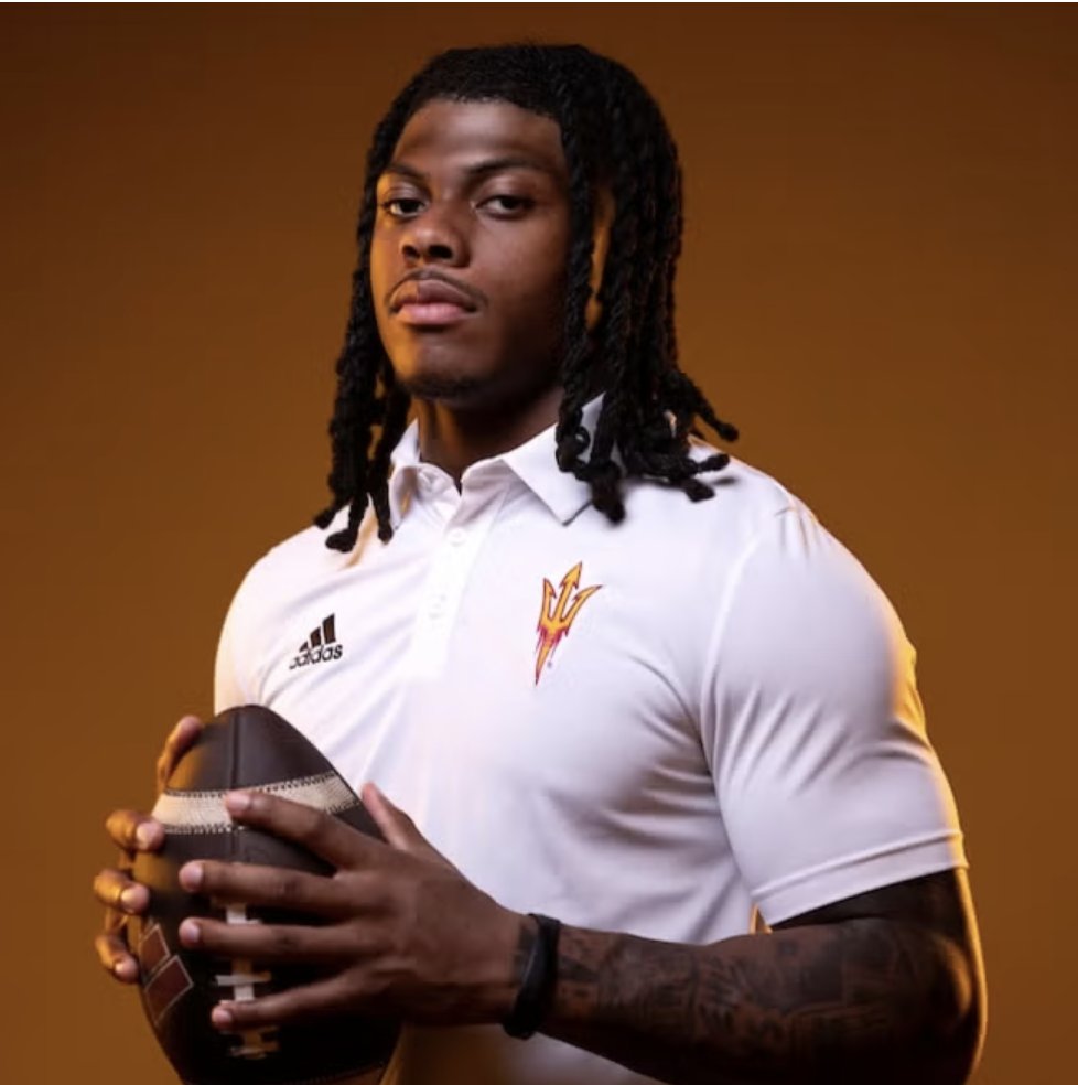 Scott Bordow wrote a fantastic story on <a href="/KysonBrown11/">ŠĮPP¥¥🎬</a> ... what a fantastic family. Worth your time for any and all Sun Devils ... get to know this guy and his family even better! news.asu.edu/20250314-sun-d…