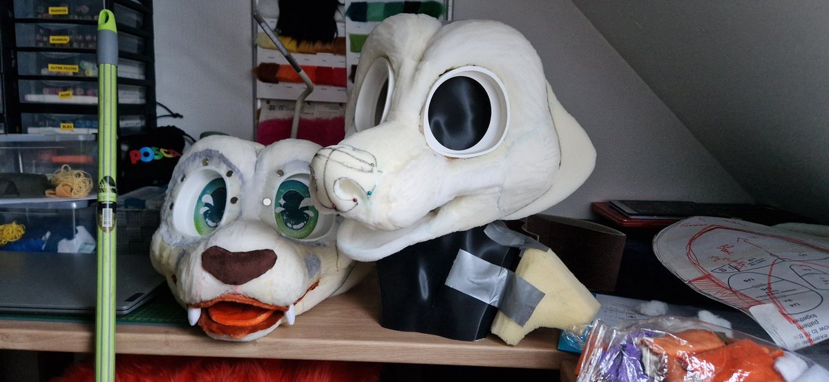 Hello!^^
Sorry for not posting
Im very tired qwq

There is the 2 headbase im working on!!
The one on the left is ready to fur (making the horns and ears this week!)
And on the right is an other commission i almost finish the base
(Juste need more foam for the ears ^^)
🥰✨️