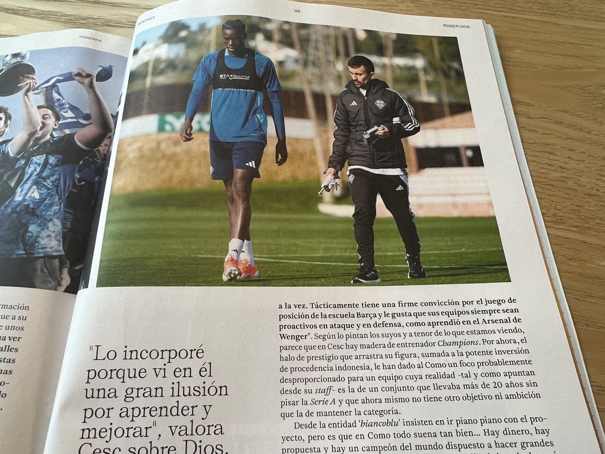 Vuelvo al papel <a href="/RevistaPanenka/">Panenka</a> 🗞️

'Como Dios'

La història de Roger Dios, un chico que se plantó un día en un entrenamiento del Como y convenció a Cesc Fàbregas para que lo integrara en su staff. 

Un picapedrero que ha logrado su sueño después de mucho persistir.