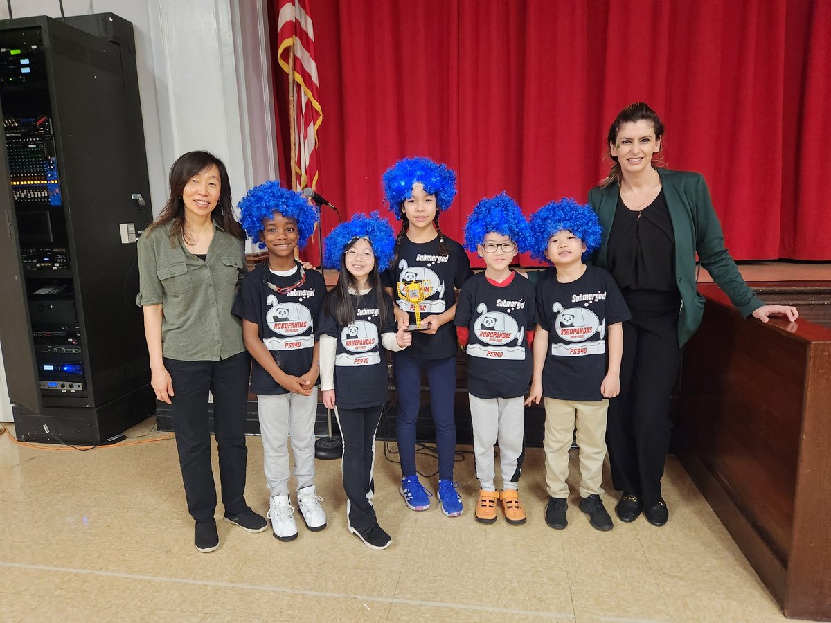Ellie Chung-Glus @PS94Q Makerspace (@ps94makerspace) on Twitter photo Here is a BIG shout out to the RoboPandas for winning a Core Value award at the FLL Championships! With hard work, determination, and teamwork, they succeeded in so many ways! <a href="/94QDavidDPorter/">Laura Avakians</a>, <a href="/MrsQuartarone/">Danielle Quartarone</a>,<a href="/PS94DavidPorter/">PS94 David D Porter</a>, <a href="/D26Team/">District 26</a>, <a href="/CSforAllNYC/">CSforAllNYC</a> Here is a BIG shout out to the RoboPandas for winning a Core Value award at the FLL Championships! With hard work, determination, and teamwork, they succeeded in so many ways! <a href="/94QDavidDPorter/">Laura Avakians</a>, <a href="/MrsQuartarone/">Danielle Quartarone</a>,<a href="/PS94DavidPorter/">PS94 David D Porter</a>, <a href="/D26Team/">District 26</a>, <a href="/CSforAllNYC/">CSforAllNYC</a>