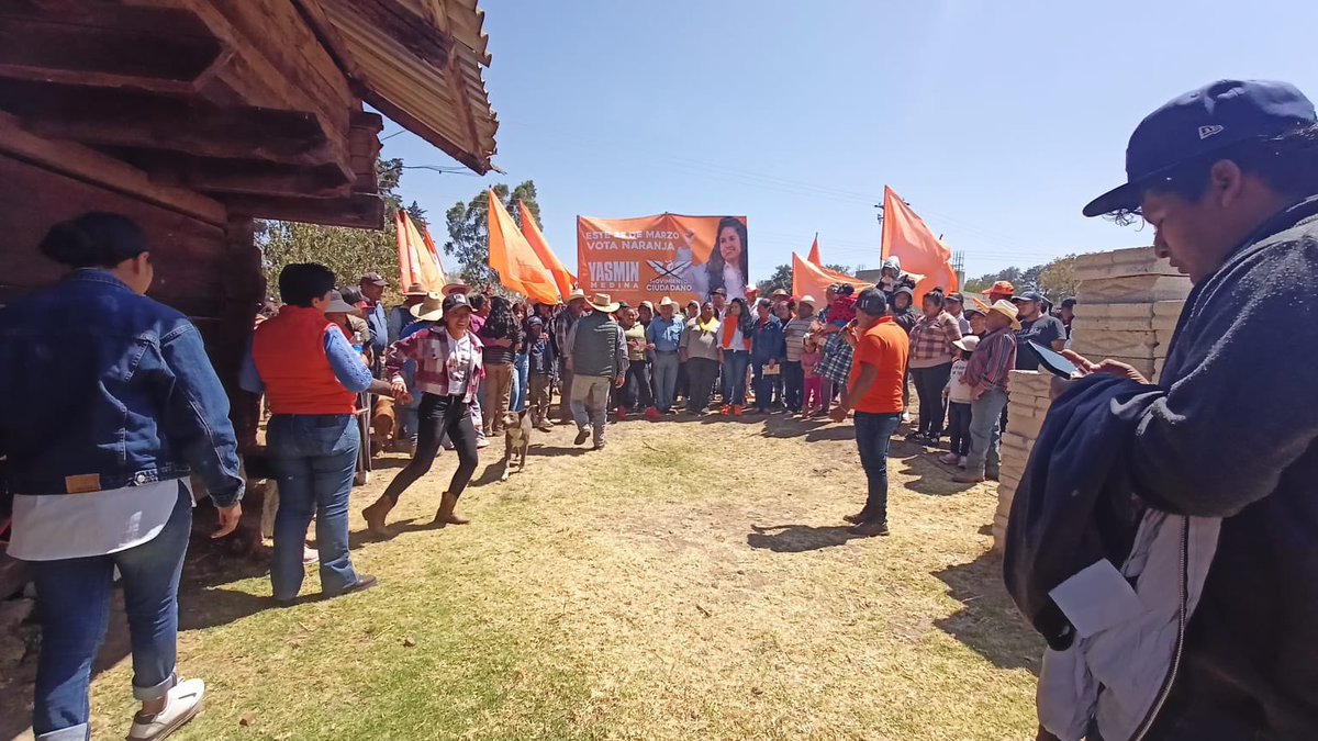 MC_Chignahuapan's tweet photo. Dándole voz a nuestra gente del pueblo JUNTAS y Juntos con #YasminMedina #Chignahuapan https://t.co/8qeJW62jej