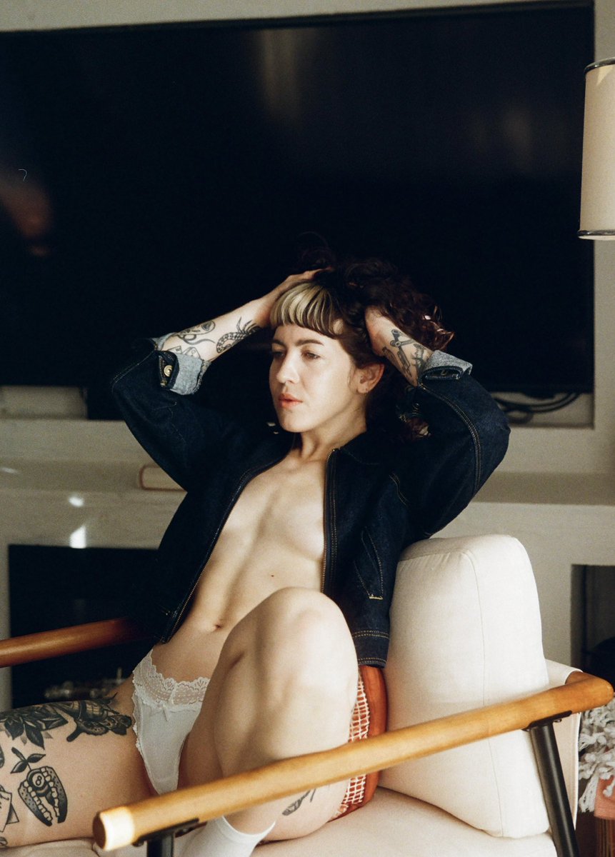 soft mornings with <a href="/zerosuitniko/">NIKØ</a> 
🎞️ ultramax 400